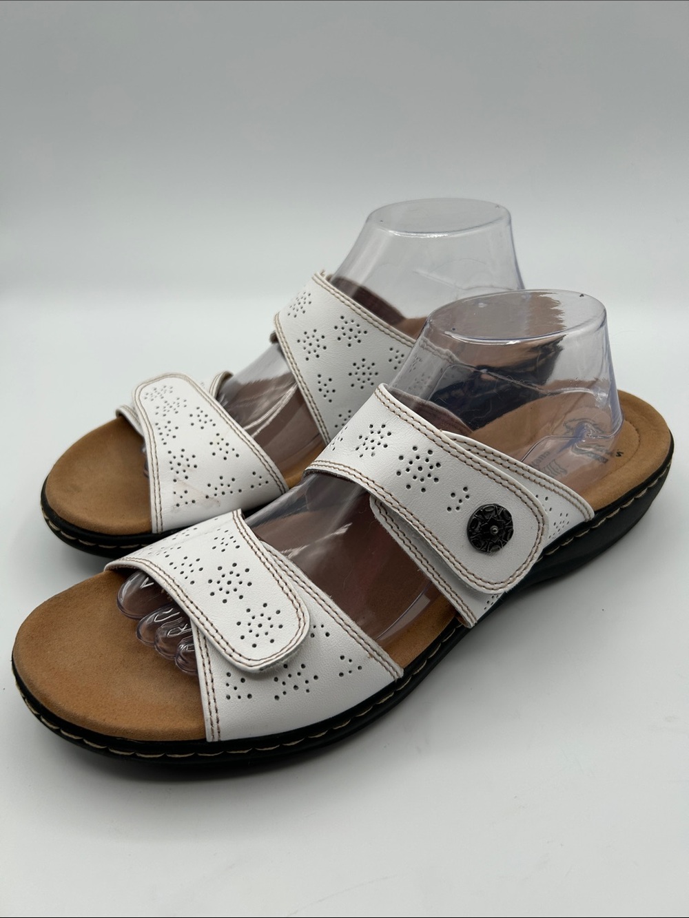 Clarks White Perforated Adjustable Slide Sandals Size 12 N Narrow